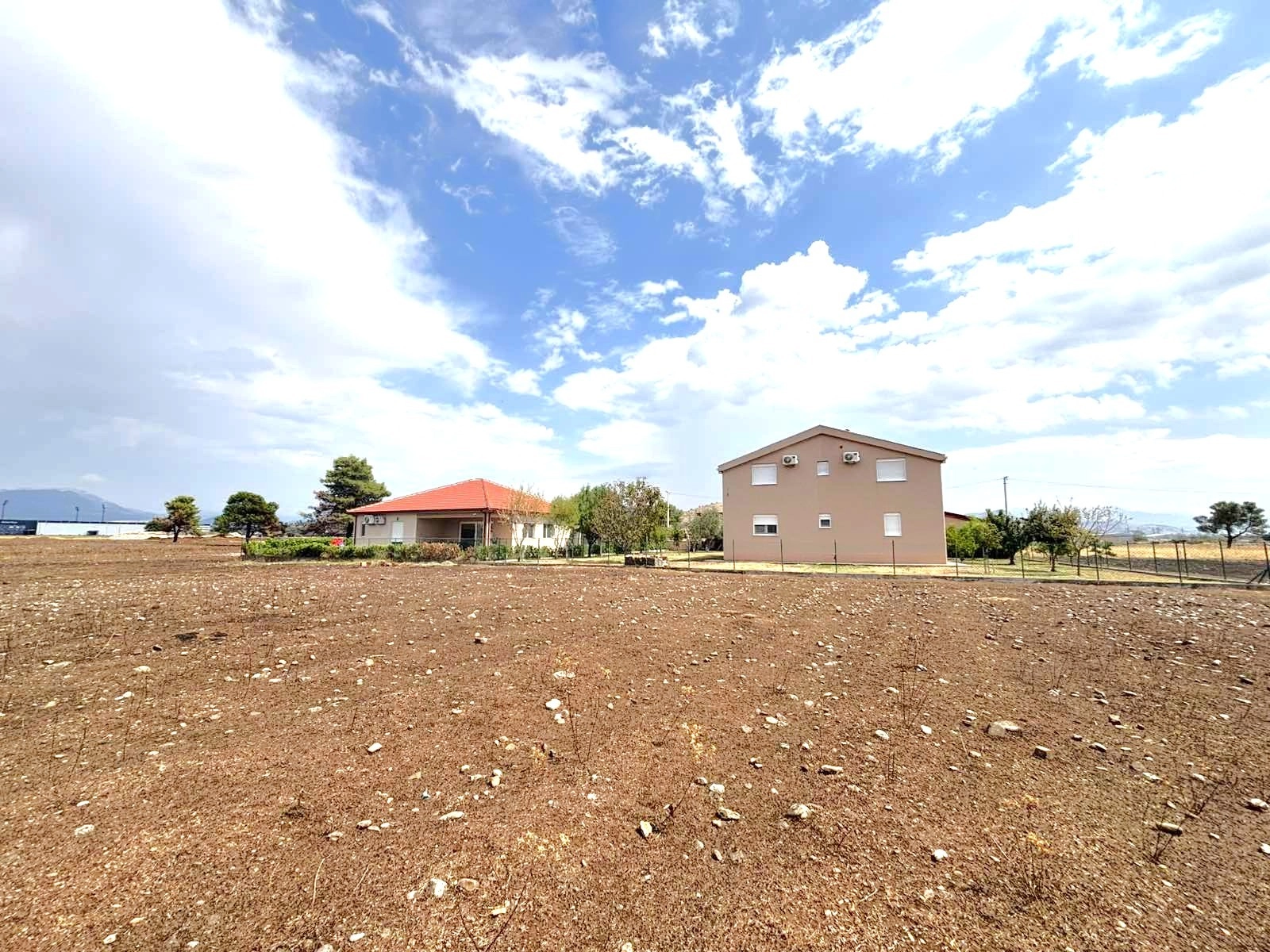 Plac-od-1729-m²-u-Kokotima-Podgorica-3 Plac 1.729 m² – Kokoti, Podgorica — fotografija 4