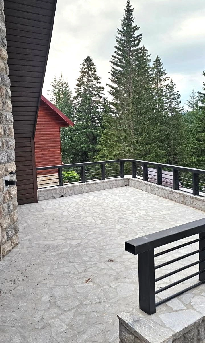 Kuca-u-blizini-Crnog-jezera-Zabljak-5 Trosoban stan 160 m² – Žabljak — fotografija 6