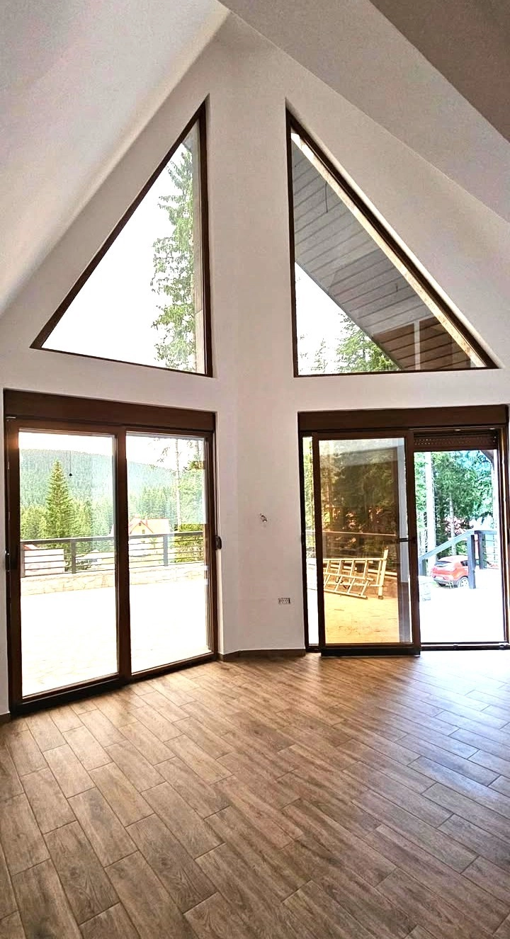 Kuca-u-blizini-Crnog-jezera-Zabljak-9 Trosoban stan 160 m² – Žabljak — fotografija 10