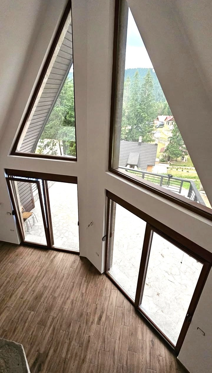 Kuca-u-blizini-Crnog-jezera-Zabljak-12 Trosoban stan 160 m² – Žabljak — fotografija 13