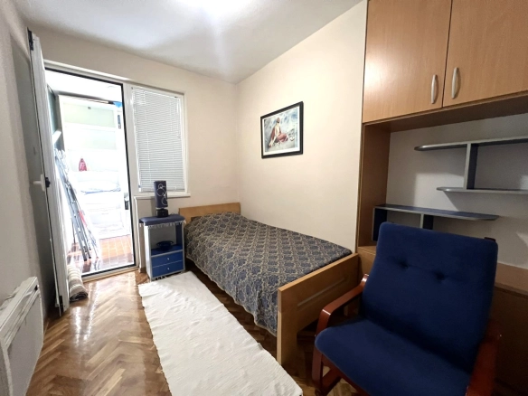 Izdavanje: Trosoban stan 100 m² – Blok 6, Podgorica — fotografija 8