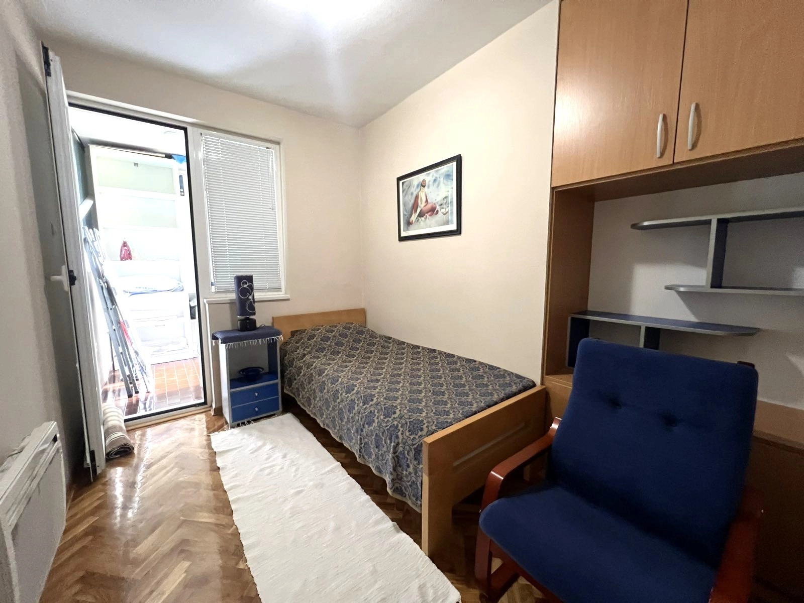 Namjesten-trosoban-stan-u-Bloku-6-Podgorica-7 Izdavanje: Trosoban stan 100 m² – Blok 6, Podgorica — fotografija 8