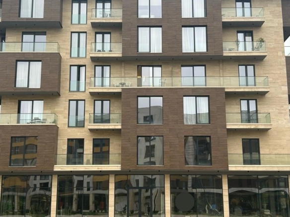 Poslovni prostor 270 m² u zgradi Oaza