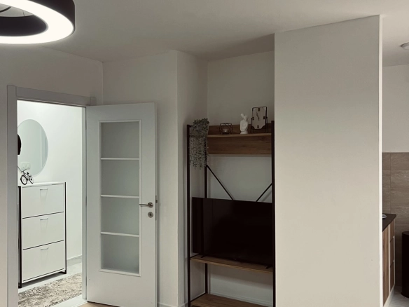 Izdavanje: Jednosoban stan 40 m² – Nikšić — fotografija 3