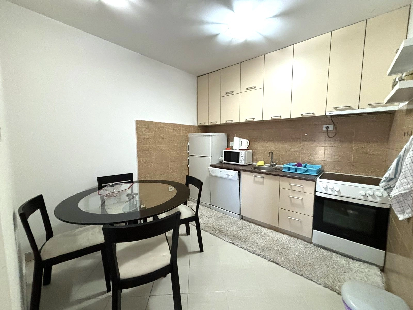Izdavanje: Jednosoban stan 45 m² – City kvart, Podgorica — fotografija 3