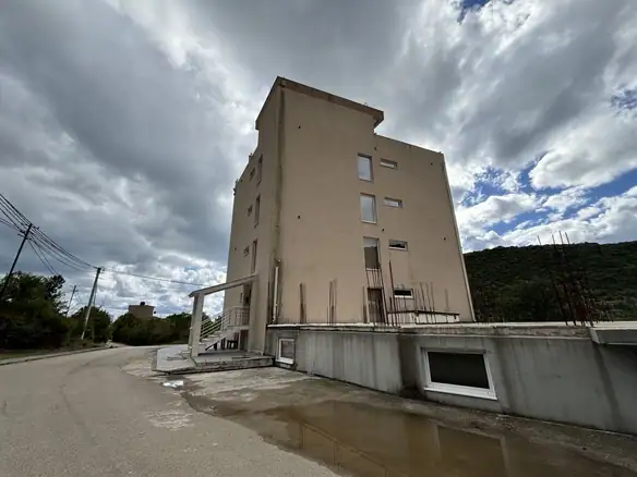 Hotel 575 m² – Čanj, Bar — fotografija 11
