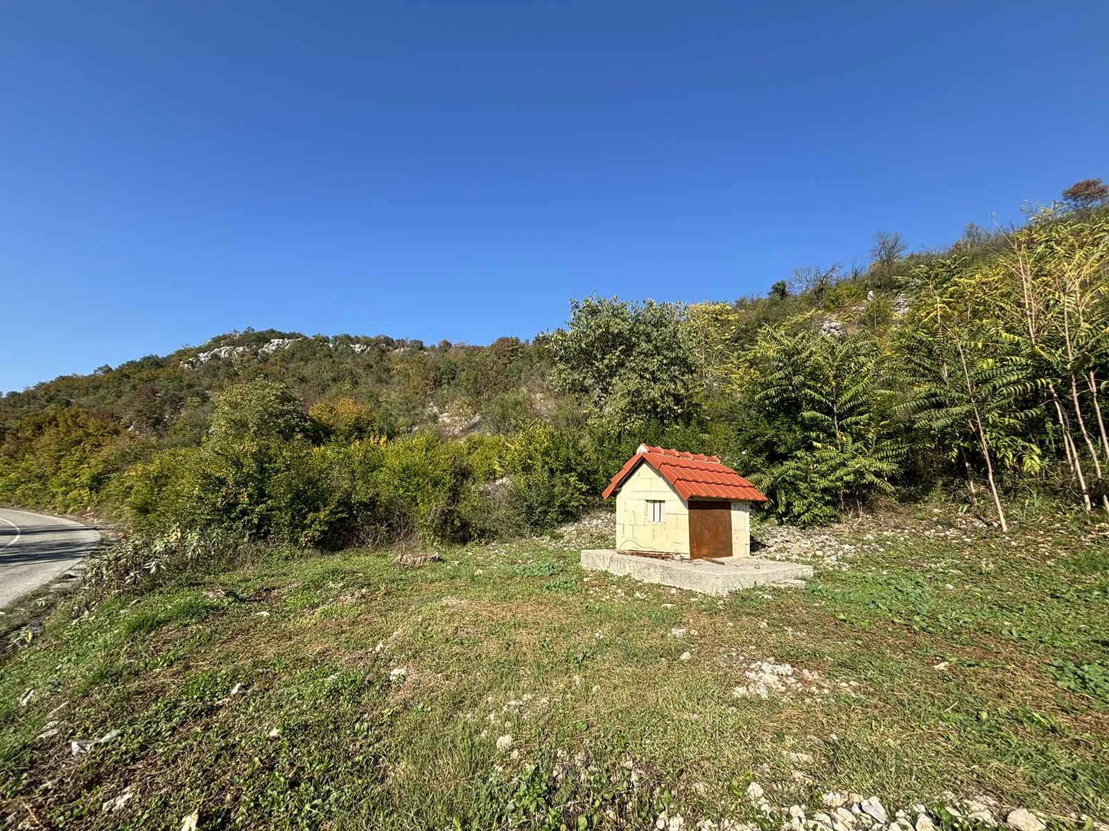 Plac-od-650-m²-u-Danilovgradu-2 Plac 650 m² – Danilovgrad — fotografija 3