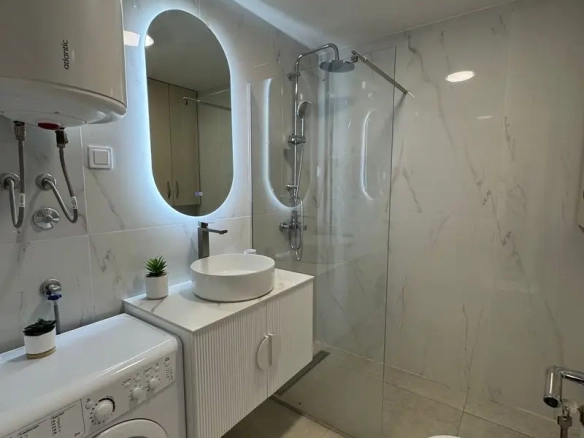 Dvosoban stan 74 m² – Bečići, Budva — fotografija 11