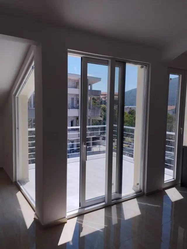 Dvosoban-stan-sa-pogledom-na-more-Herceg-Novi-6 Dvosoban stan 74 m² – Herceg Novi — fotografija 7