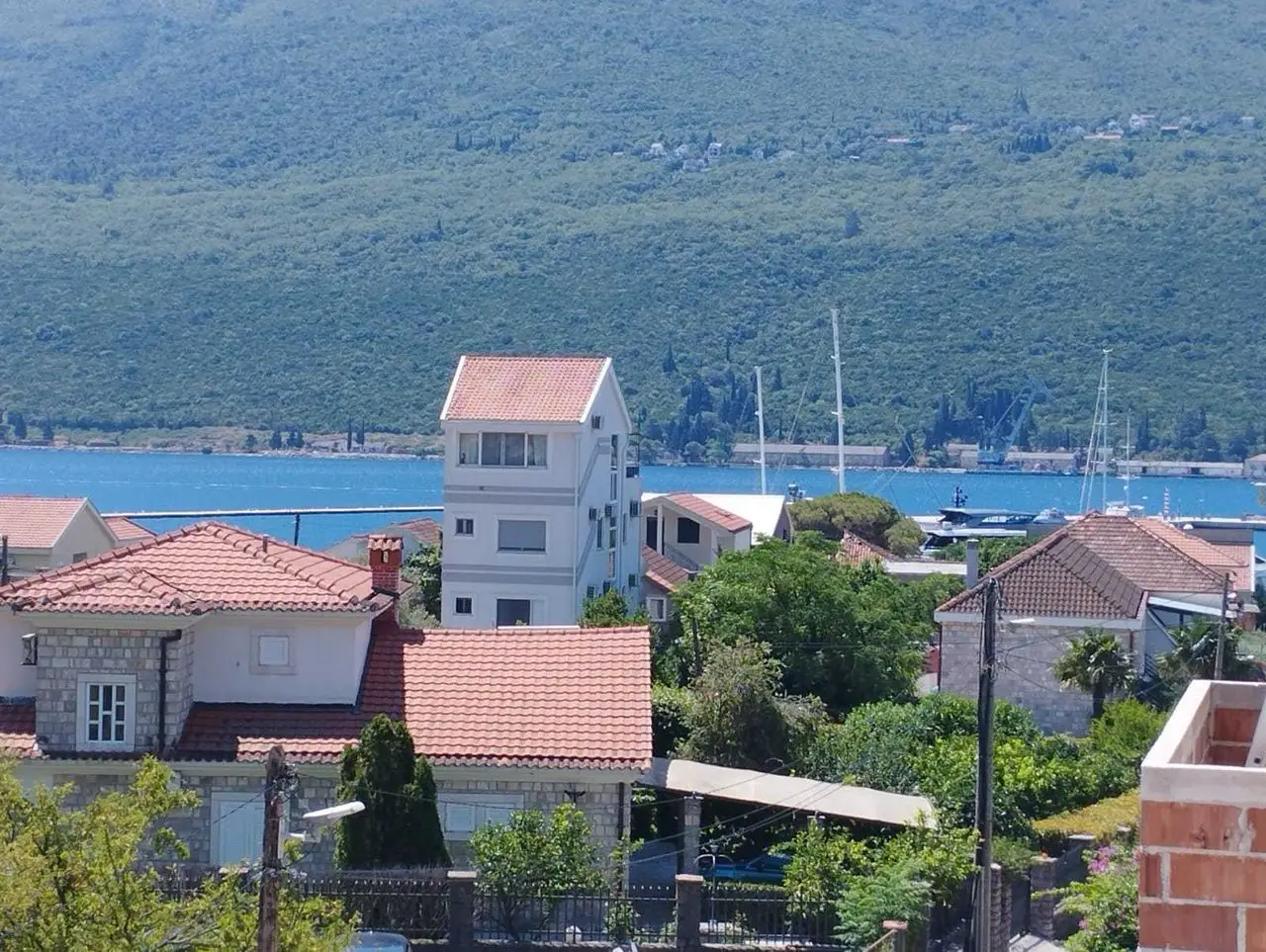 Dvosoban-stan-sa-pogledom-na-more-Herceg-Novi-9 Dvosoban stan 74 m² – Herceg Novi — fotografija 10
