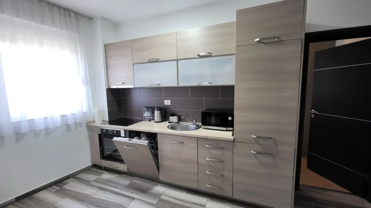 Dvosoban-stan-u-Becicima-Budva-6 Dvosoban stan 67 m² – Bečići, Budva — fotografija 7