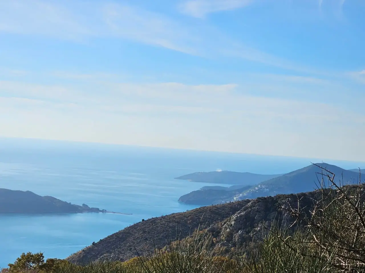 Urbanizovan-plac-sa-pogledom-na-more-Przno-Budva-4 Plac 85 m² – Pržno, Budva — fotografija 5