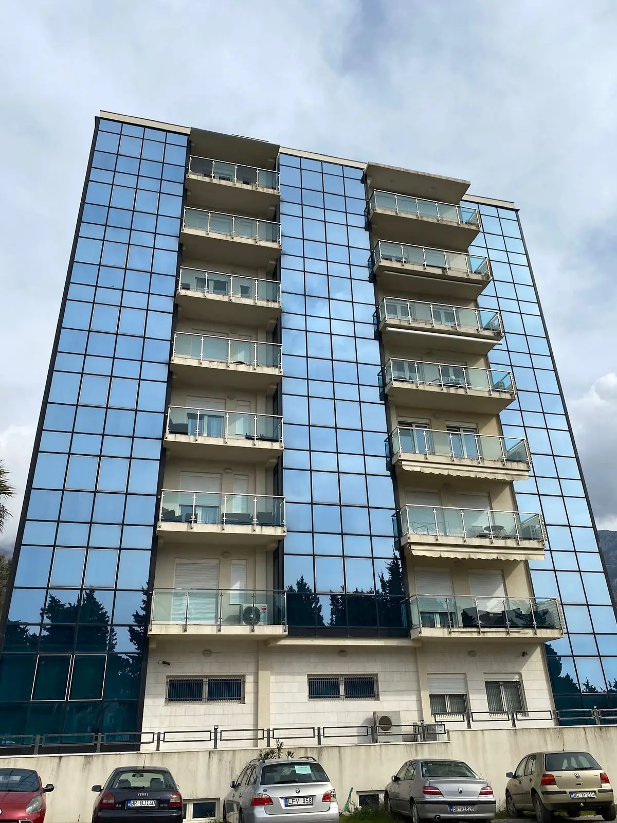 Dvosoban stan 119.000 m² – Bečići, Budva — fotografija 3