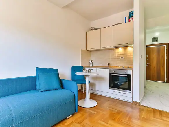 Garsonjera 19 m² – Rozino, Budva — fotografija 4