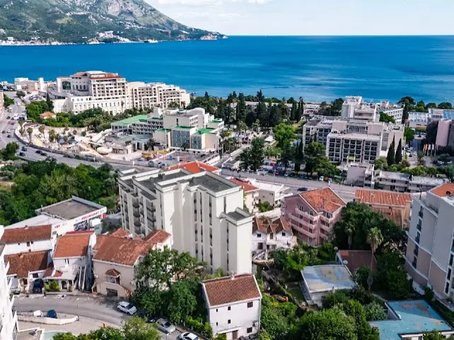Dvosoban-stan-kod-hotela-Mediteran-Becici-Budva-5 Dvosoban stan 57 m² – Bečići, Budva