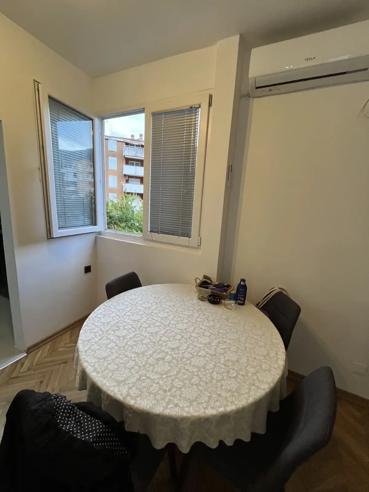Jednosoban-stan-53-m²-za-izdavanje-u-Budvi-4 Izdavanje: Jednosoban stan 53 m² – Velji Vinogradi, Budva — fotografija 5