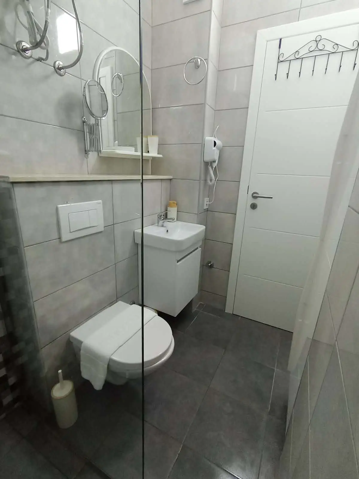 Garsonjera-u-hotelskom-kompleksu-Olea-Ulcinj-7 Izdavanje: Garsonjera 32 m² – Ulcinj — fotografija 8