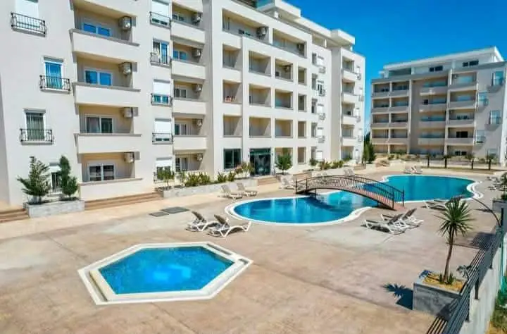 Garsonjera-u-hotelskom-kompleksu-Olea-Ulcinj-9 Izdavanje: Garsonjera 32 m² – Ulcinj — fotografija 10
