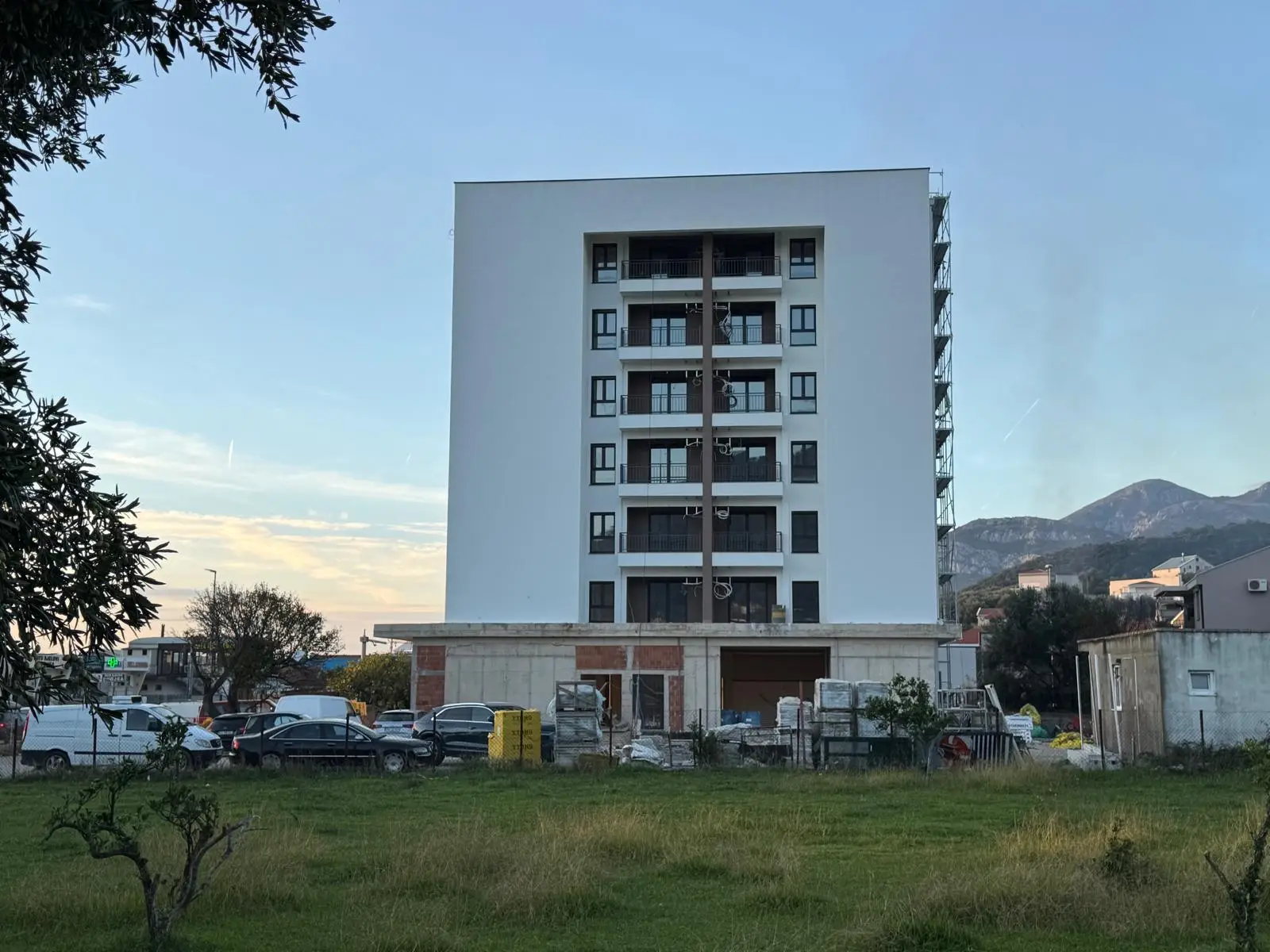 Urbanizovan-plac-u-naselju-Celuga-Bar-1 Plac – Čeluga, Bar — fotografija 2