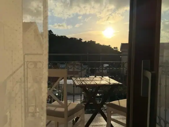 Izdavanje: Garsonjera 33 m² – Petrovac, Budva — fotografija 2