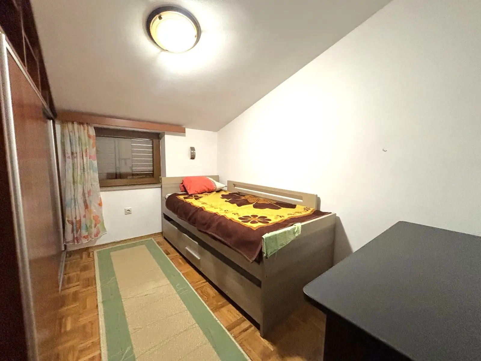 Trosoban stan 80 m² – Stari aerodrom, Podgorica — fotografija 8