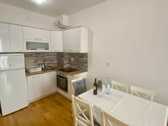 Izdavanje: Dvosoban stan 59 m² – Rafailovići, Budva — fotografija 7