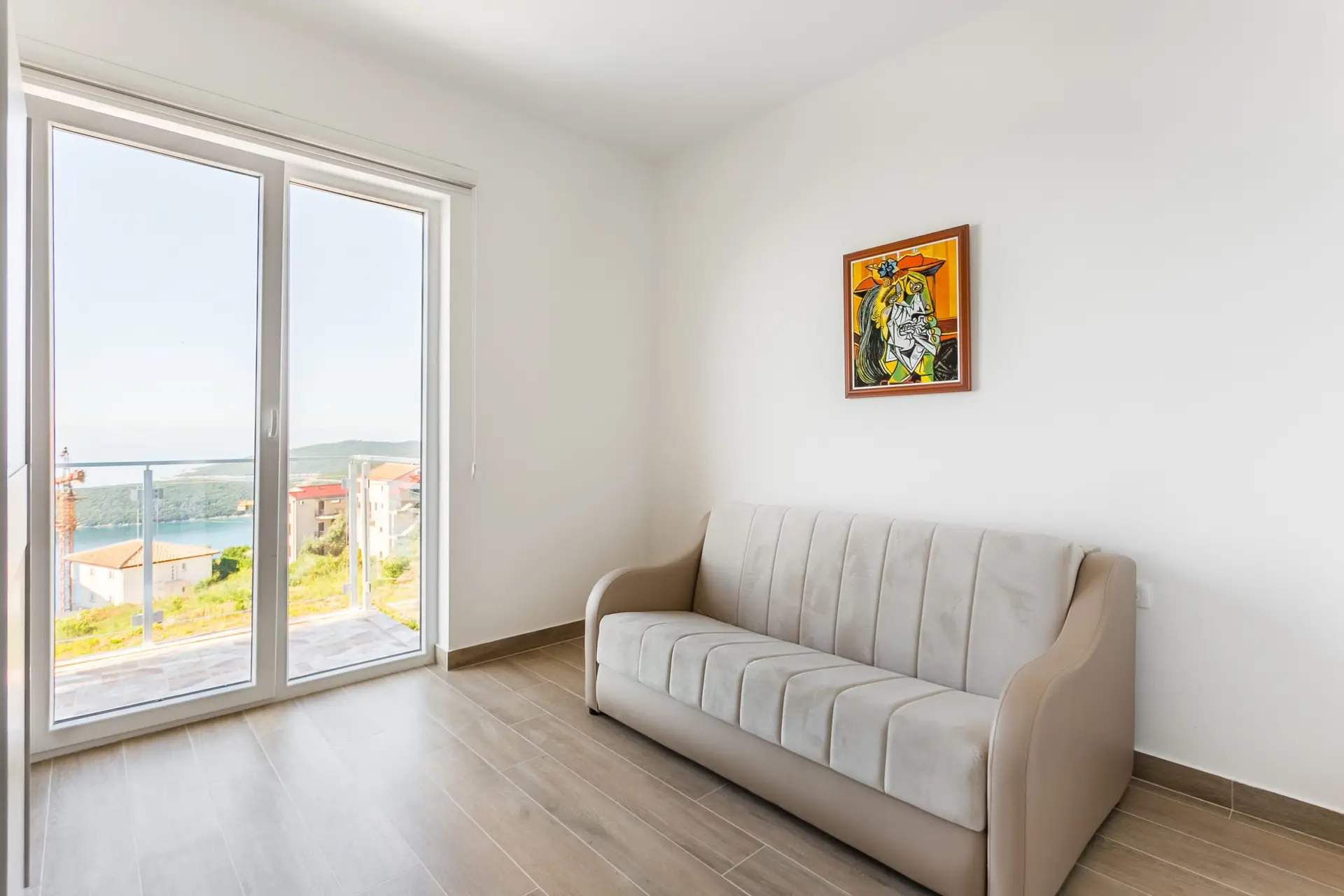 Dvosoban-stan-u-naselju-Seoce-Budva-5 Izdavanje: Dvosoban stan 77 m² – Seoce, Budva — fotografija 6