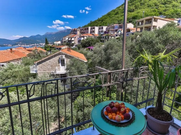 Dvosoban stan 100 m² – Sveti Stefan, Budva — fotografija 8