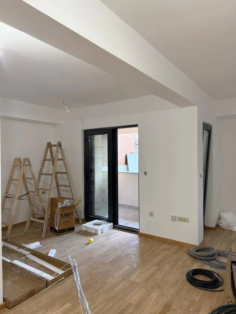 Garsonjera-35-m²-u-naselju-Adok-Budva-2 Garsonjera – Budva — fotografija 3