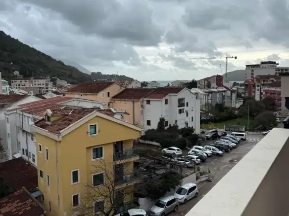 Dvosoban stan 53 m² – Budva — fotografija 2