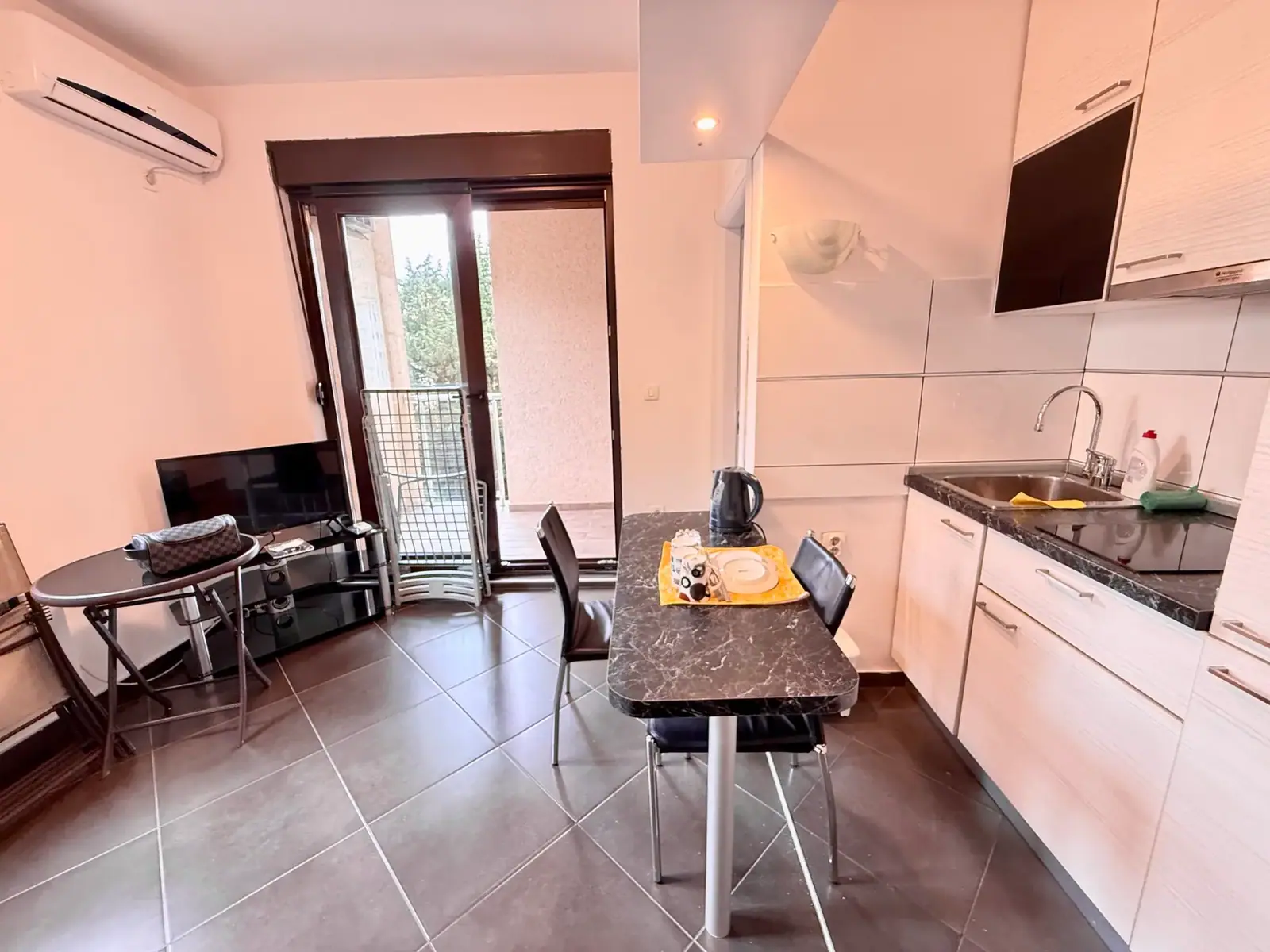 Jednosoban stan 31 m² – Bečići, Budva — fotografija 4