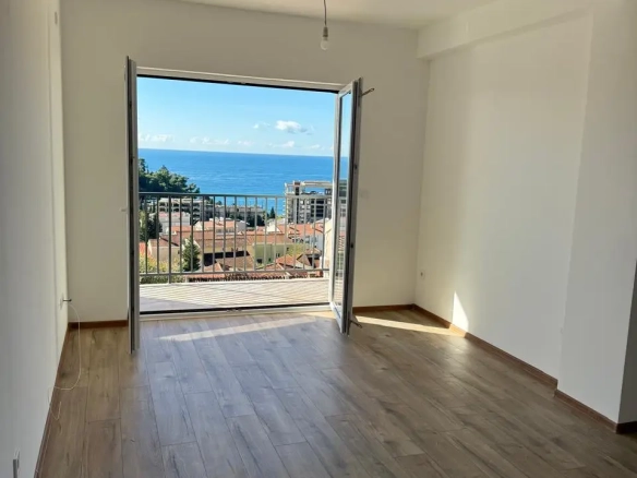 Dvosoban stan 54 m² – Petrovac, Budva — fotografija 3
