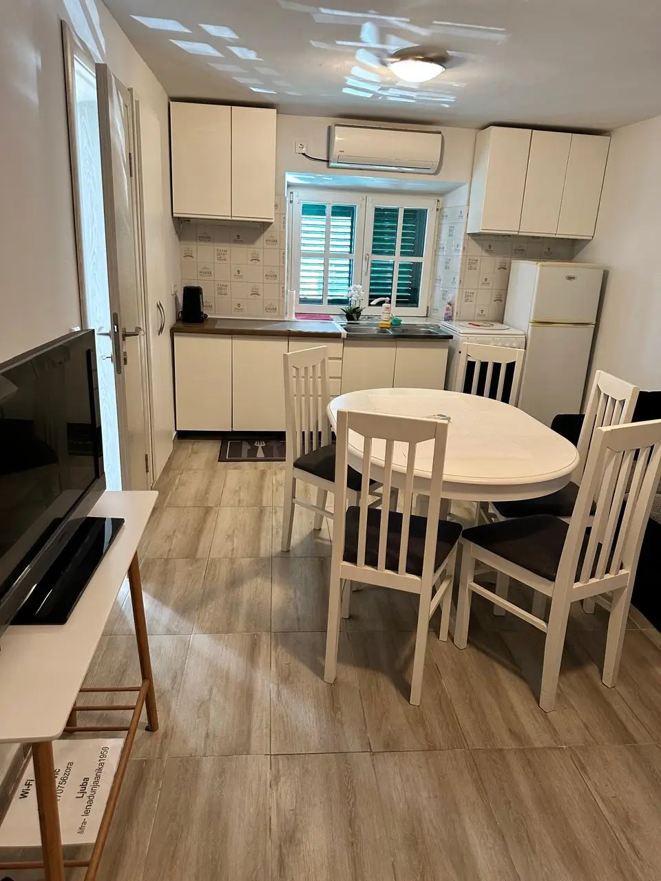 Jednosoban-stan-u-Radovicima-Tivat-5 Jednosoban stan 39 m² – Radovići, Tivat — fotografija 6