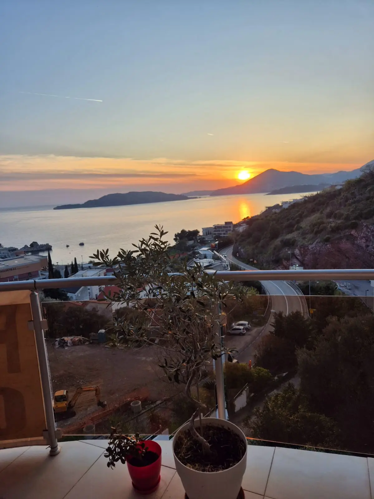 Jednosoban-stan-sa-pogledom-na-more-u-Prznu-Budva-1 Jednosoban stan 55 m² – Pržno, Budva — fotografija 2