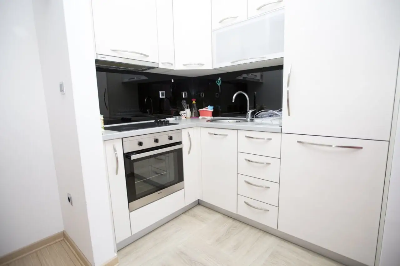 Jednosoban-stan-sa-pogledom-na-more-u-Prznu-Budva-8 Jednosoban stan 55 m² – Pržno, Budva — fotografija 9