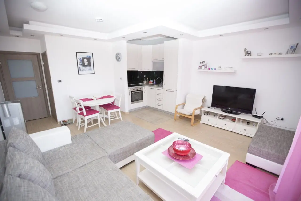 Jednosoban-stan-sa-pogledom-na-more-u-Prznu-Budva-9 Jednosoban stan 55 m² – Pržno, Budva — fotografija 10