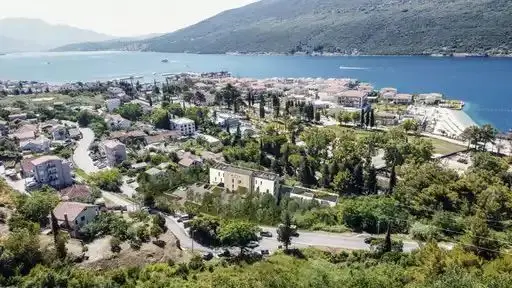 Dvosoban stan 48 m² – Herceg Novi — fotografija 5