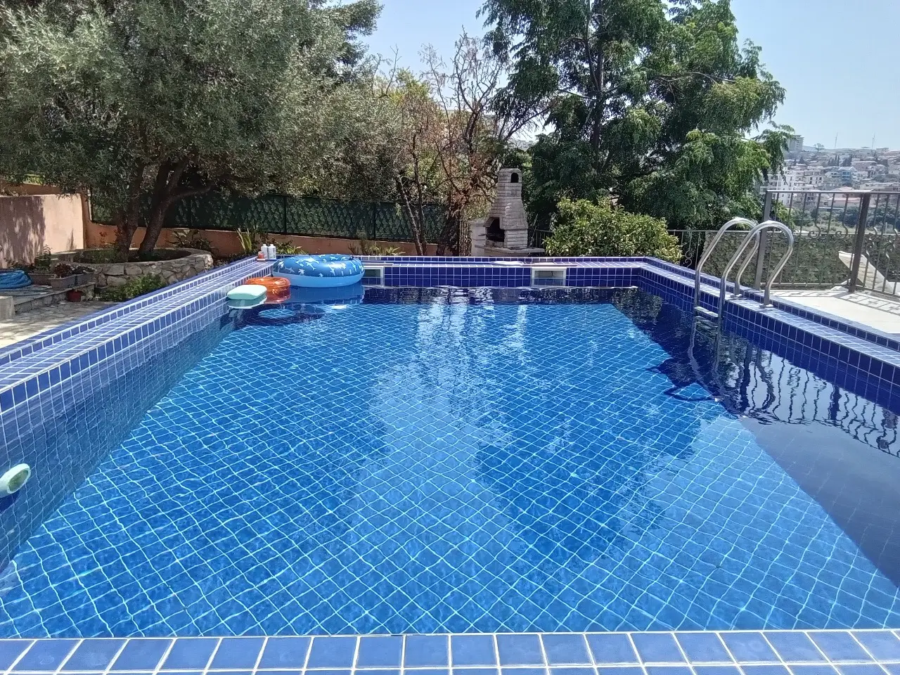 Kuca-sa-bazenom-i-pogledom-na-more-Dobra-Voda-Bar-5 Kuća 250 m² – Dobra Voda, Bar — fotografija 6