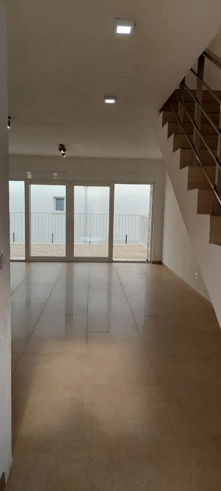 Kuca-sa-pogledom-na-more-u-zatvorenom-kompleksu-Lustica-7 Kuća 75 m² – Luštica — fotografija 8