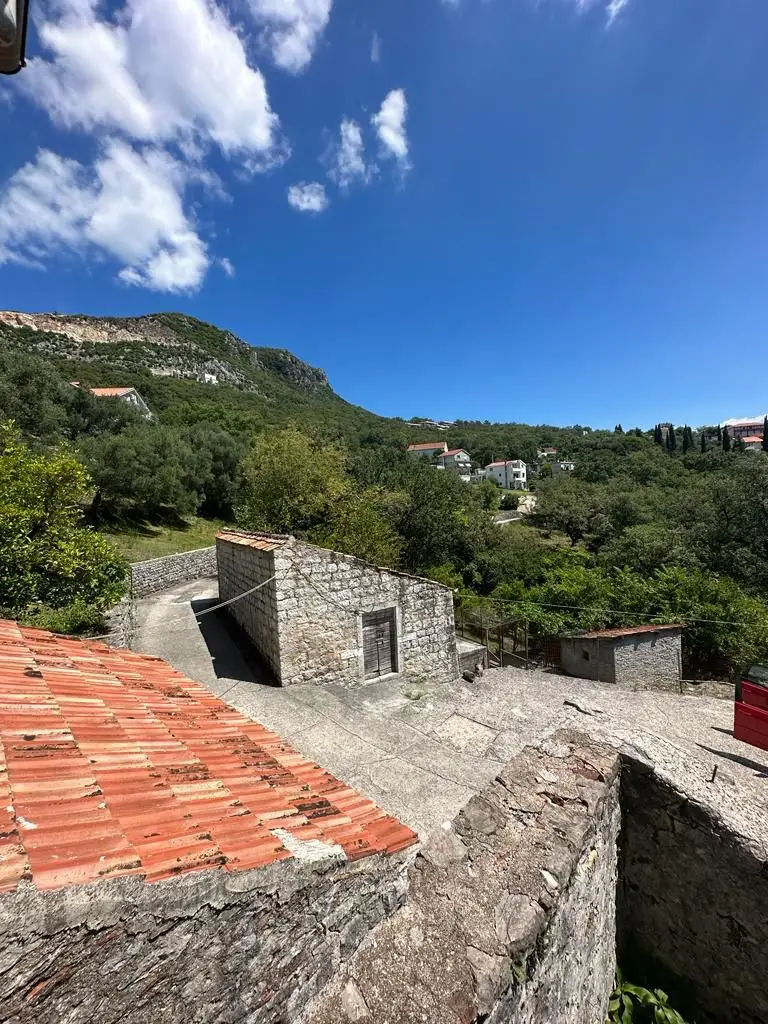 Kamena-kuca-sa-maslinjakom-u-naselju-Podi-Herceg-Novi-5 Kuća 149 m² – Podi, Herceg Novi — fotografija 6