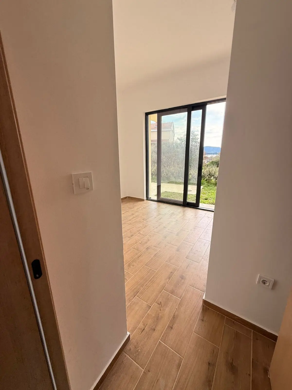 Jednosoban-stan-u-naselju-Bonici-Tivat-5 Jednosoban stan 49 m² – Tivat — fotografija 6