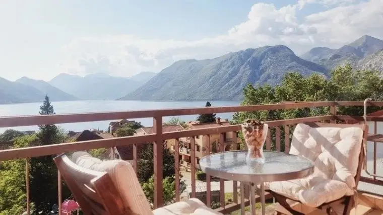 Jednosoban stan 49 m² – Dobrota, Kotor — fotografija 7