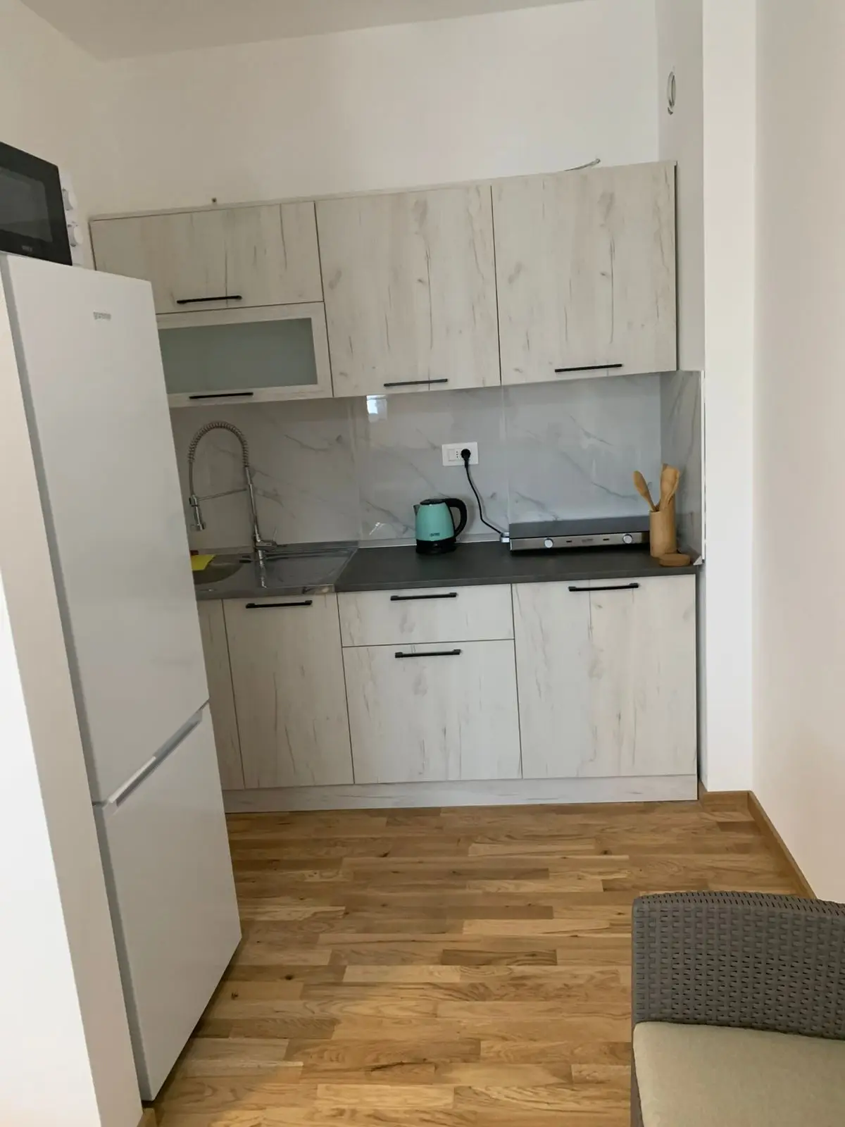 Dvosoban-stan-sa-pogledom-na-more-u-Becicima-Budva-4 Dvosoban stan 59 m² – Bečići, Budva — fotografija 5