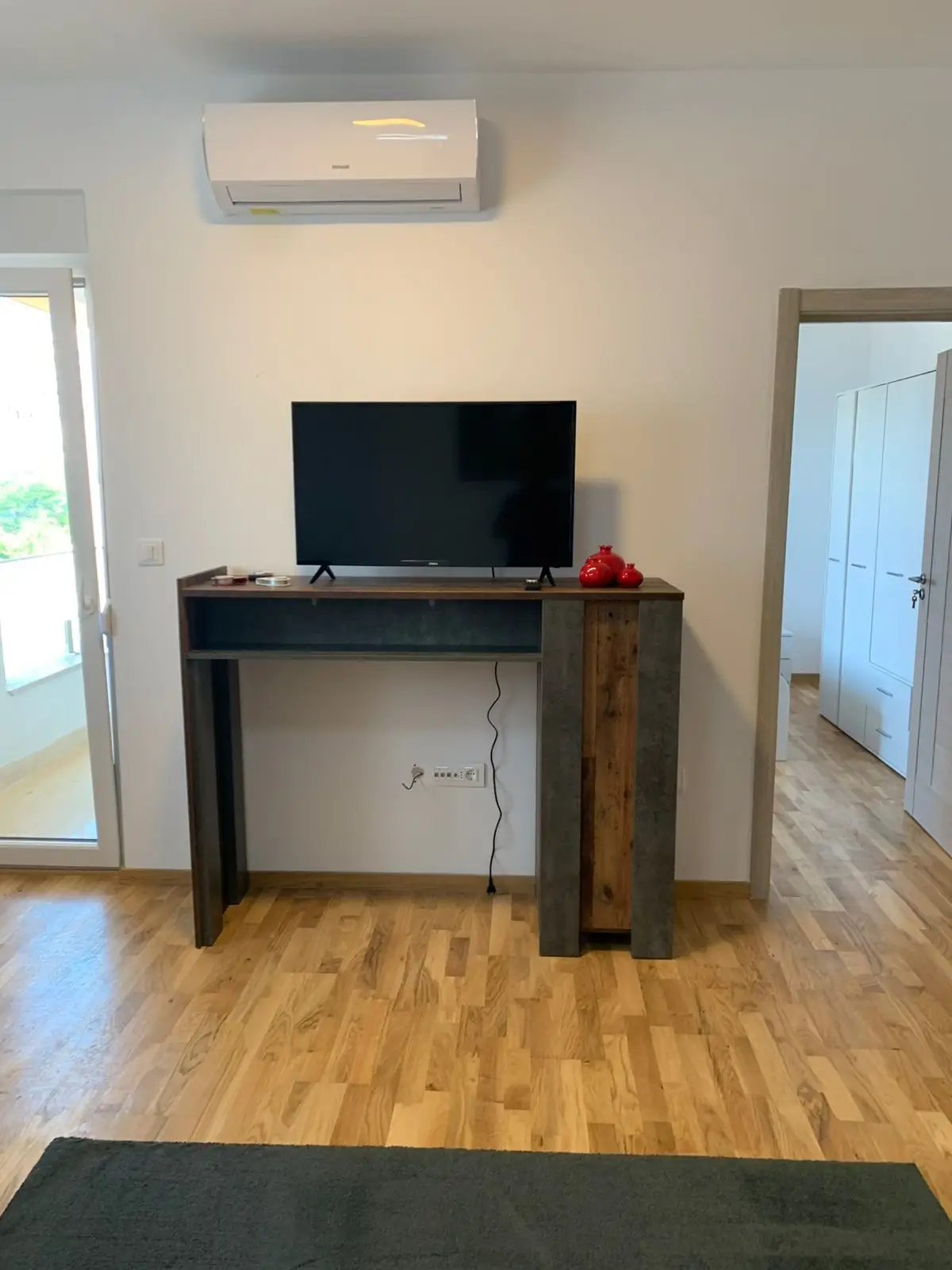 Dvosoban-stan-sa-pogledom-na-more-u-Becicima-Budva-7 Dvosoban stan 59 m² – Bečići, Budva — fotografija 8