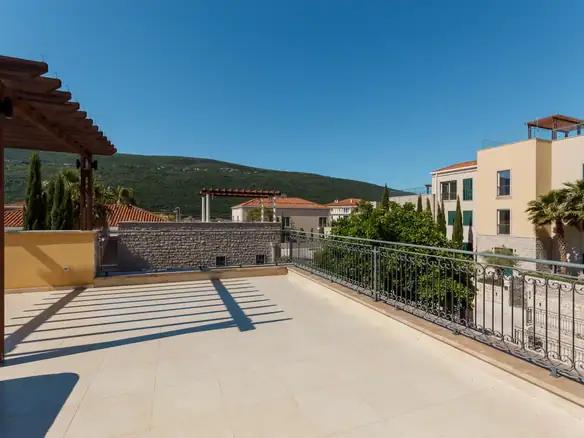 Dvosoban stan 130 m² – Kumbor, Herceg Novi — fotografija 5