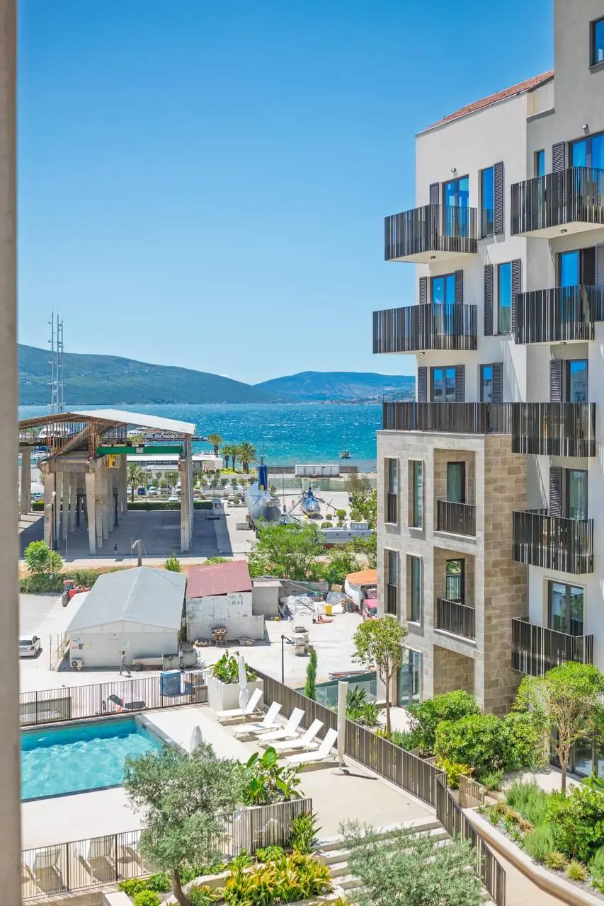 Jednosoban-stan-u-kompleksu-Boka-Place-Tivat-9 Jednosoban stan 55 m² – Tivat — fotografija 10