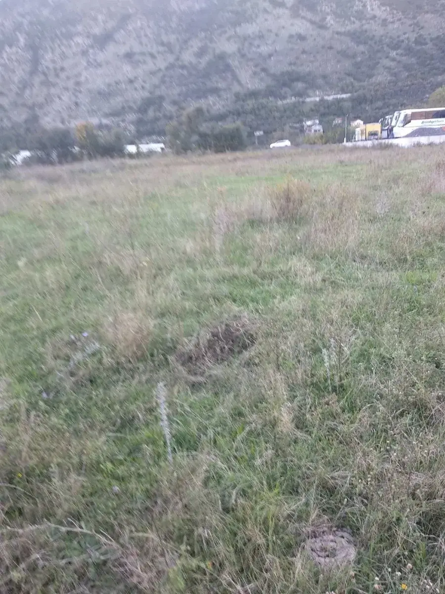 Gradjevinski-plac-u-servisnoj-zoni-Igalo-Herceg-Novi-2 Plac – Igalo, Herceg Novi — fotografija 3