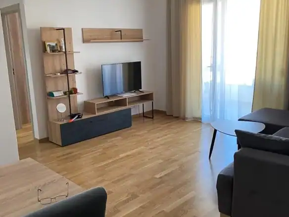 Jednosoban stan u Bečićima