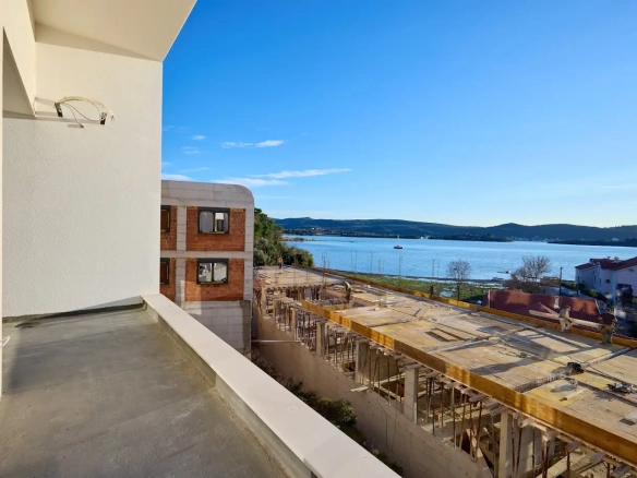 Garsonjera 72 m² – Tivat — fotografija 6