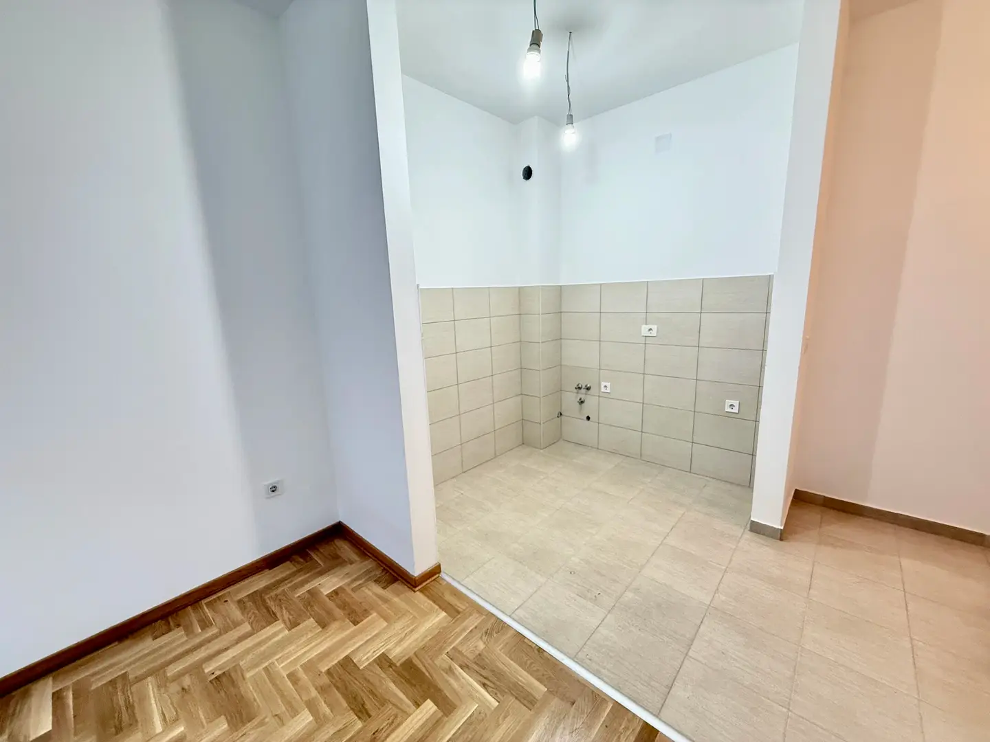Jednosoban-stan-sa-terasom-u-Budvi-1 Jednosoban stan 39 m² – Budva — fotografija 2